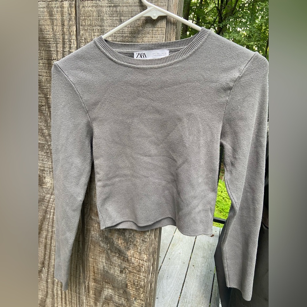 Zara Grey Knit Cropped Long Sleeve Top